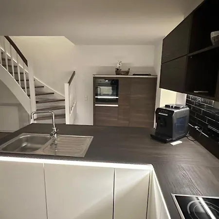 130 Qm Modernes Penthouse Elbbrise Auf 2 Etagen * Horneburg