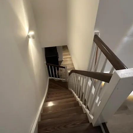 130 Qm Modernes Penthouse Elbbrise Auf 2 Etagen Διαμέρισμα *