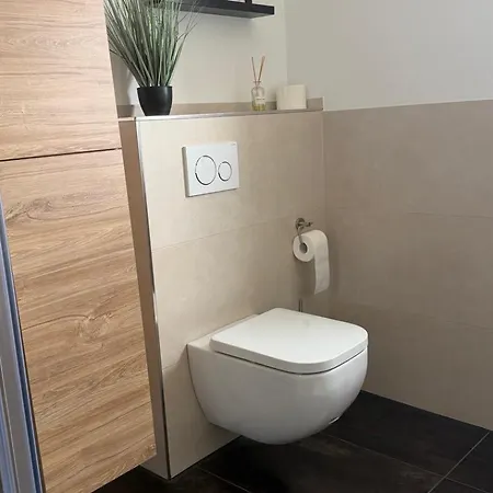 130 Qm Modernes Penthouse Elbbrise Auf 2 Etagen *